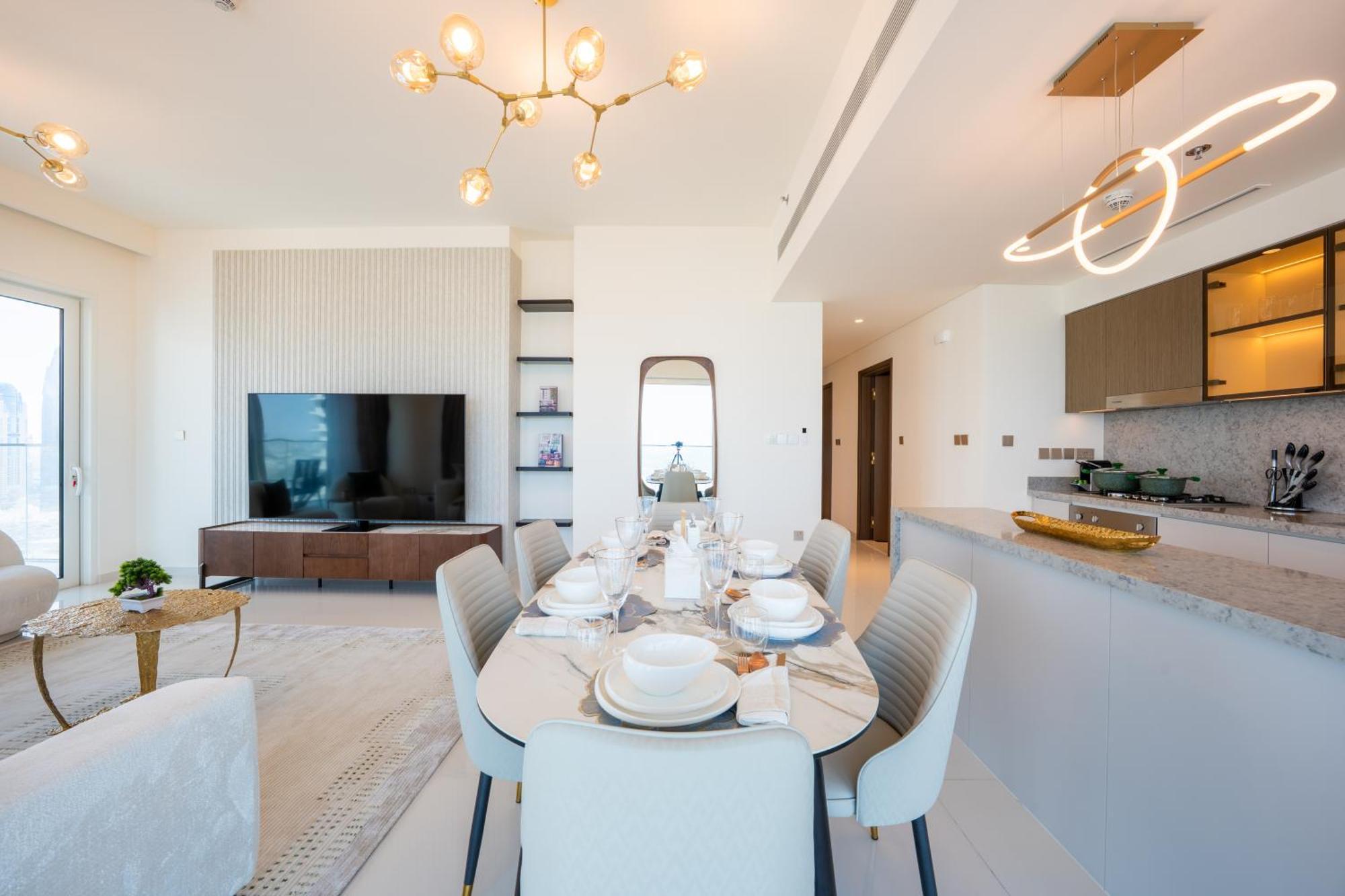 The Horizon 29th-floor Luxury With Endless Ocean Views Apartment